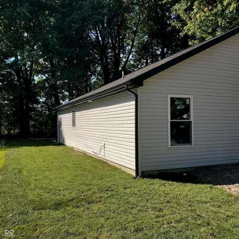 $179,000 | 358 South Oak Street, Austin, IN 47102