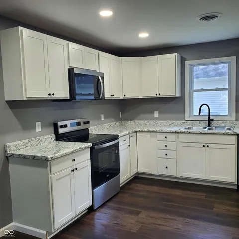 $179,000 | 358 South Oak Street, Austin, IN 47102