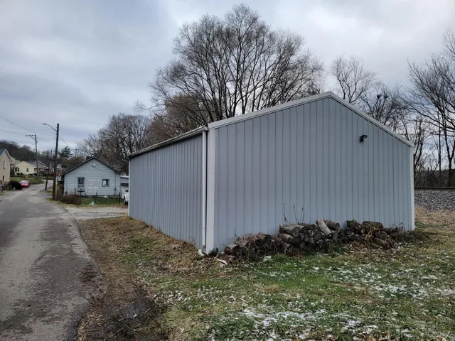 $114,000 | 178 4th Street, Aurora, IN 47001