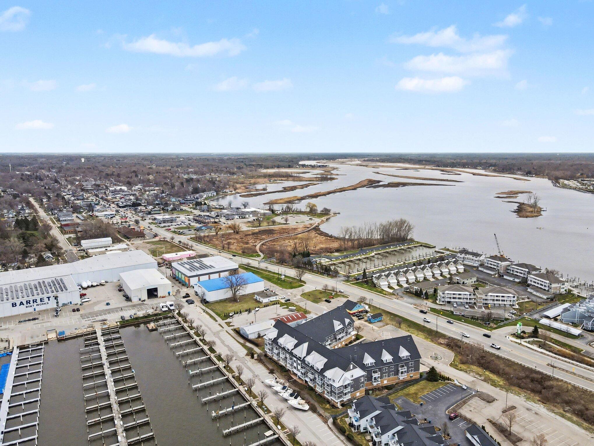 923 West Savidge Street Spring Lake, MI 49456 - Photo 24 of 28 024_file_3108