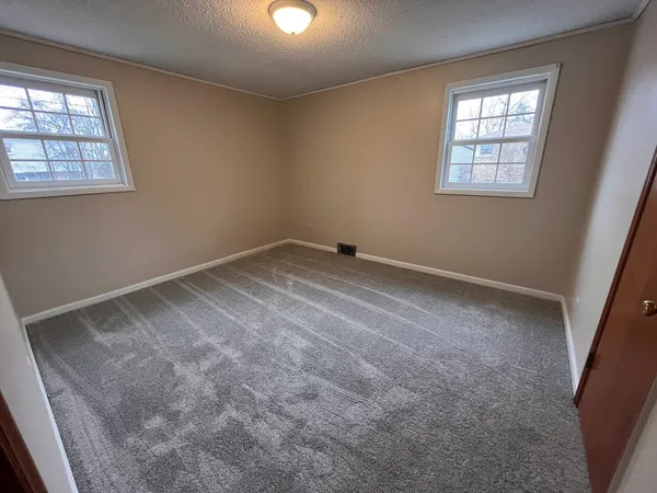 $199,999 | 21406 Jean Avenue, Matteson, IL 60443