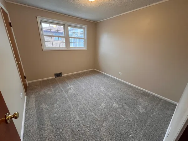 $199,999 | 21406 Jean Avenue, Matteson, IL 60443