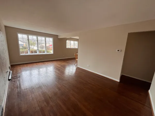 $199,999 | 21406 Jean Avenue, Matteson, IL 60443