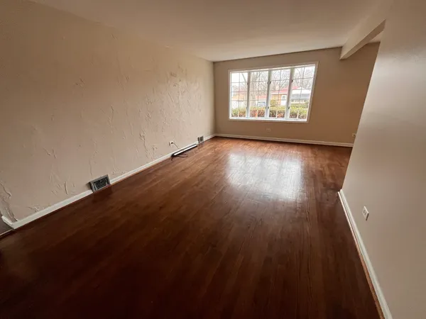 $199,999 | 21406 Jean Avenue, Matteson, IL 60443