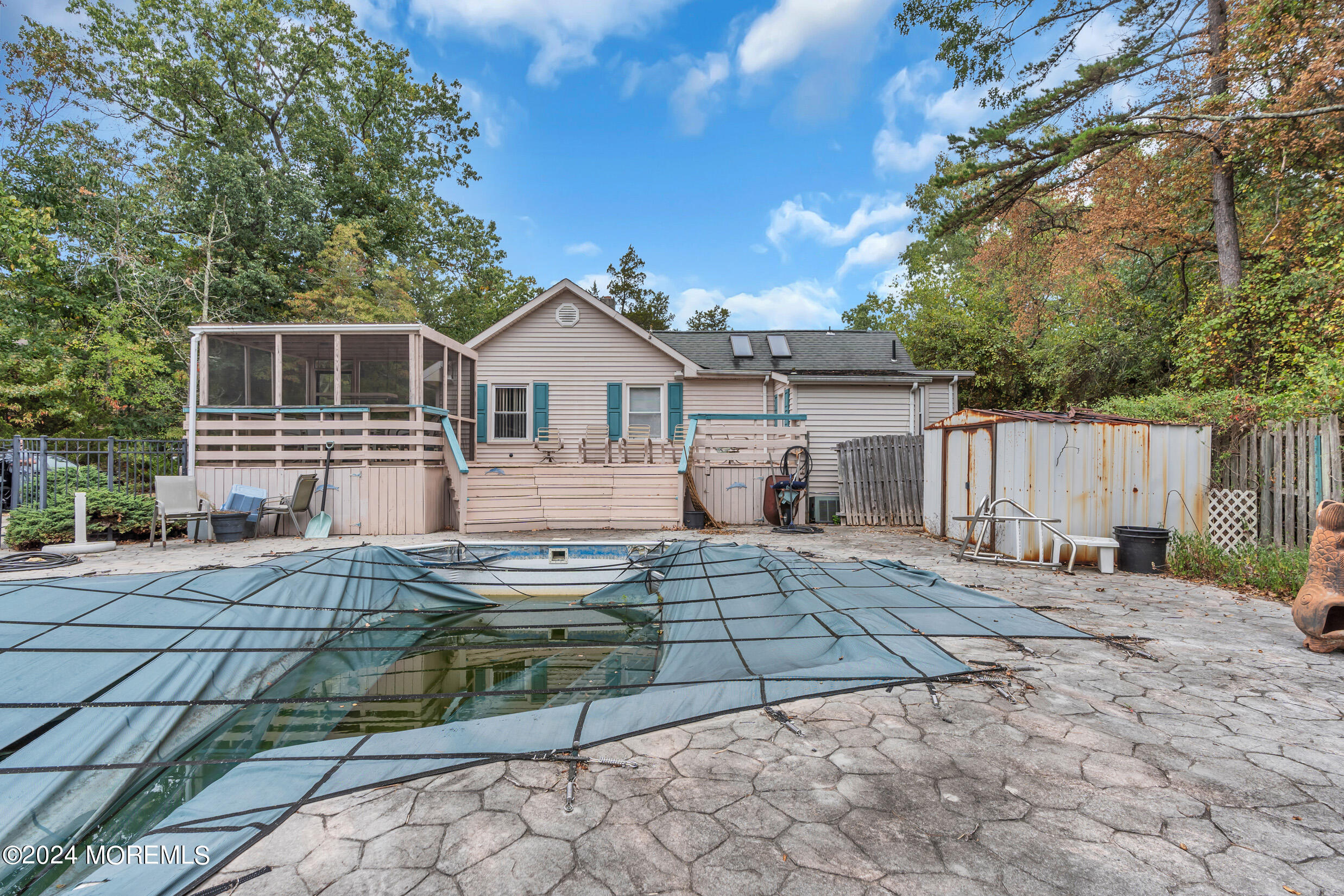 1126 Toms River Road Jackson, NJ 08527 - Photo 27 of 38 a front view of a house with garden