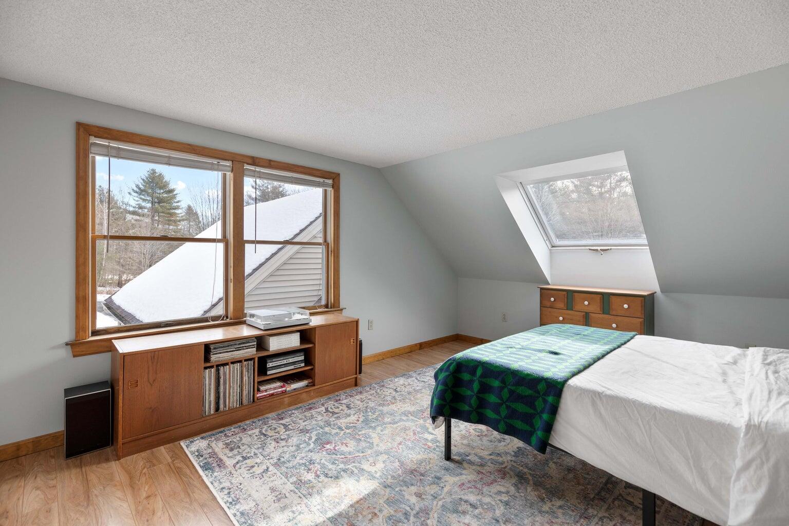 198 Range Road Cumberland Center, ME 04021 - Photo 38 of 68 20220119183127310007000000-o