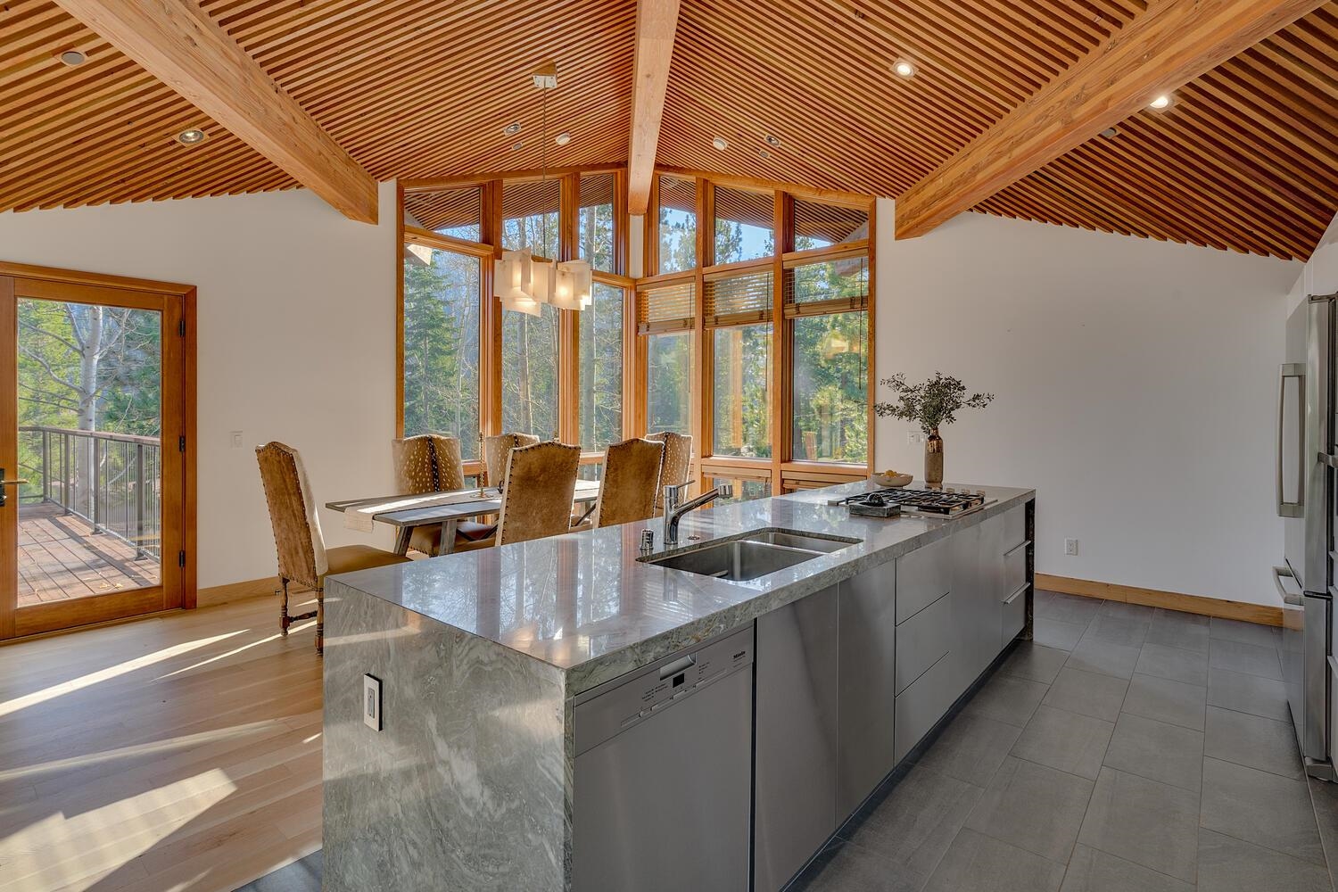 1620 Lanny Lane Olympic Valley, CA 96146 - Photo 11 of 28