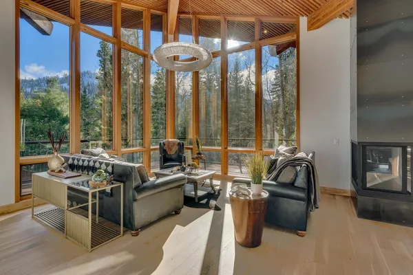 $4,250,000 | 1620 Lanny Lane, Olympic Valley, CA 96146