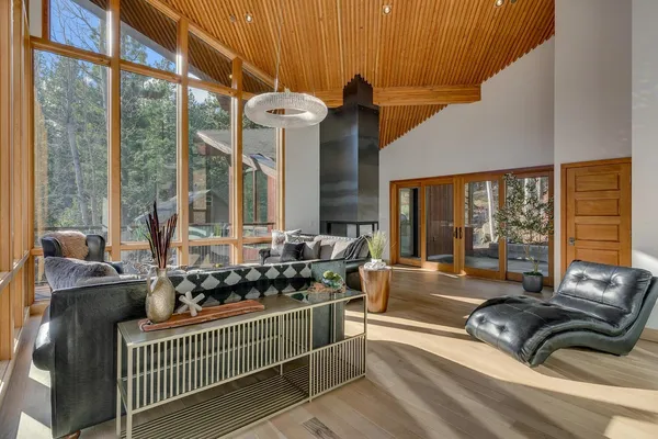 $4,250,000 | 1620 Lanny Lane, Olympic Valley, CA 96146