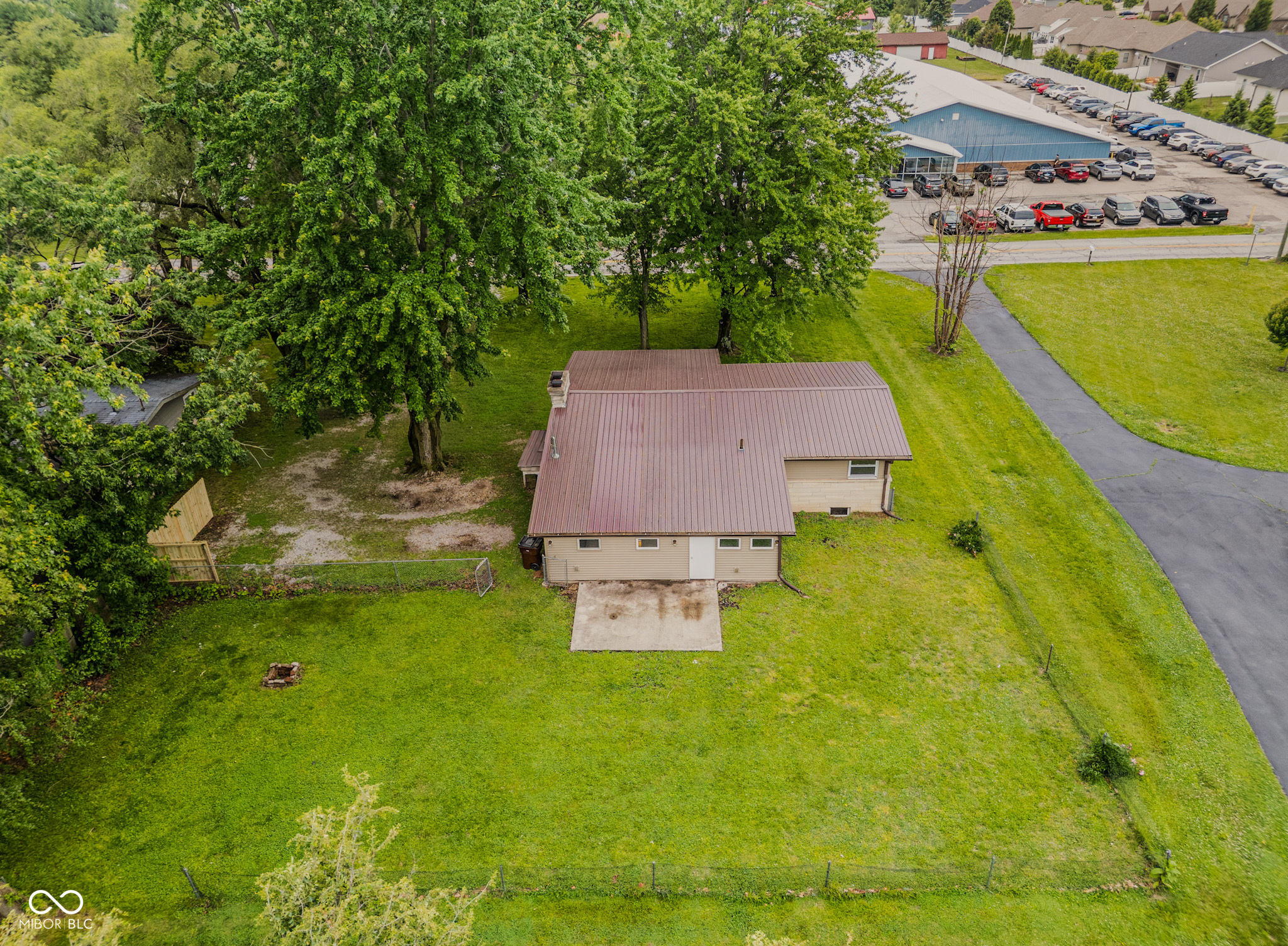 2589 North Talley Road Columbus, IN 47203 - Photo 3 of 33