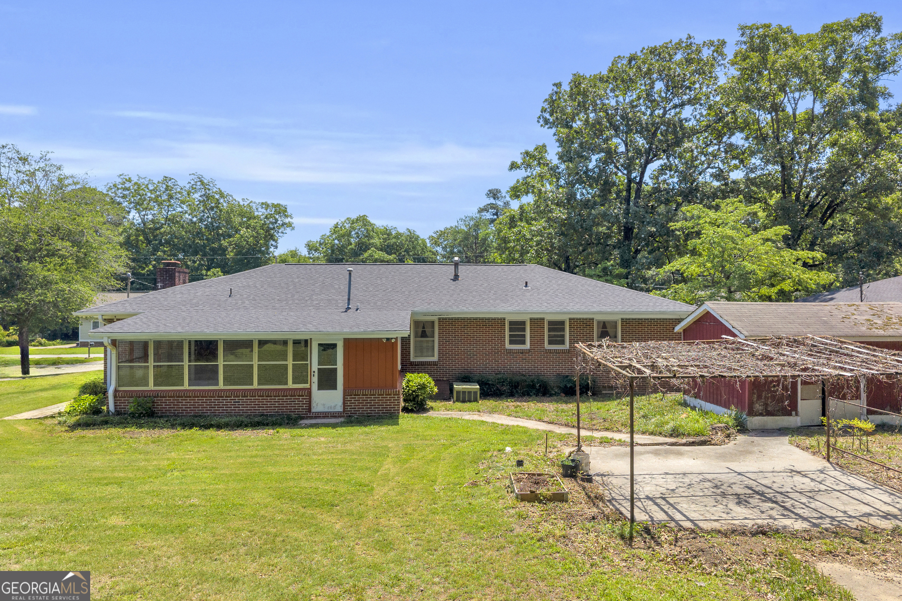 128 Smith Street Hartwell, GA 30643 - Photo 9 of 38