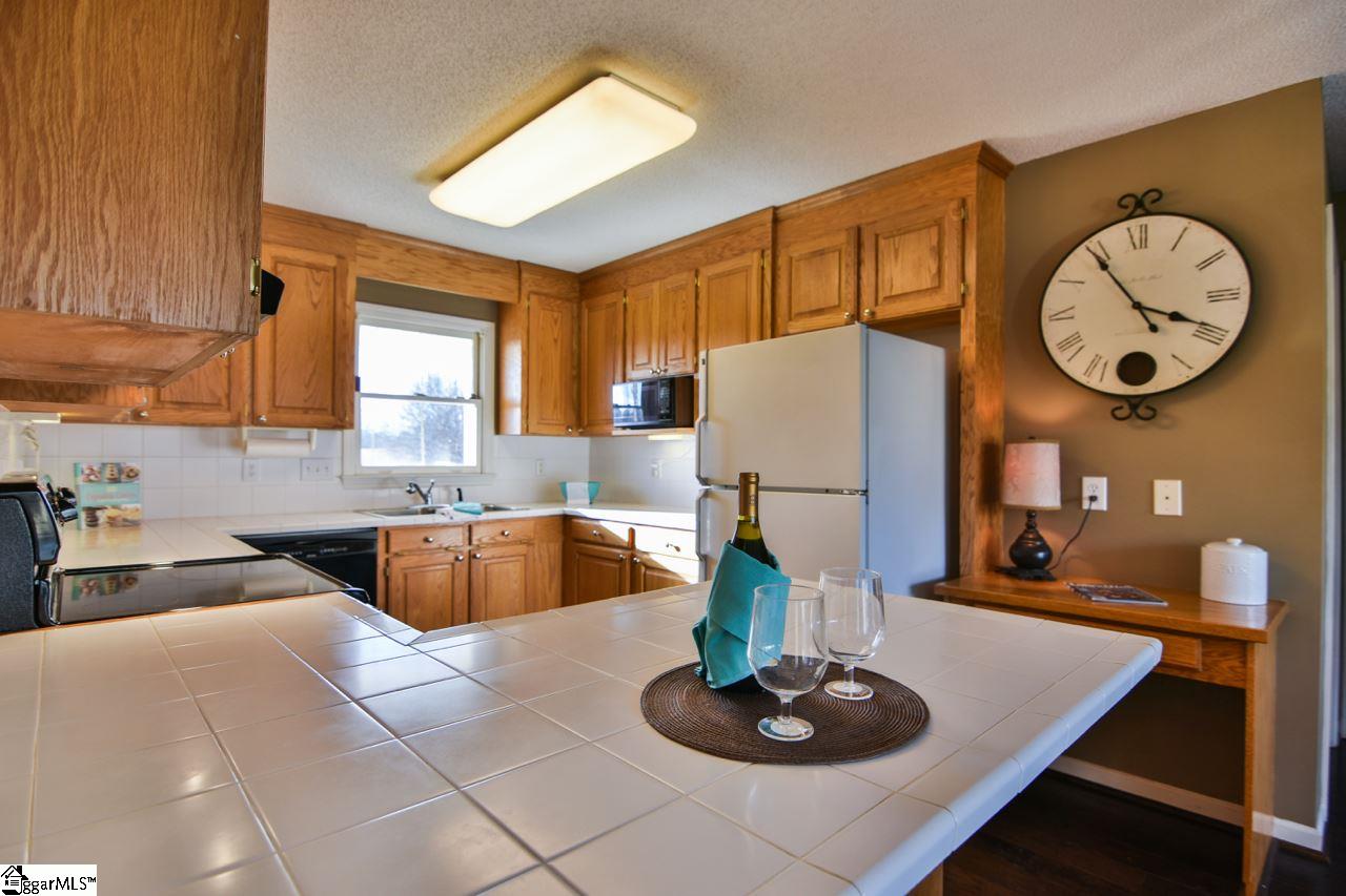 104 Parker Slatton Road Simpsonville, SC 29681 - Photo 17 of 29 Gallery Image 17