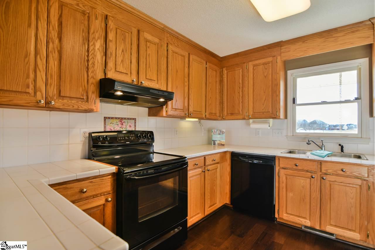 104 Parker Slatton Road Simpsonville, SC 29681 - Photo 19 of 29 Gallery Image 19