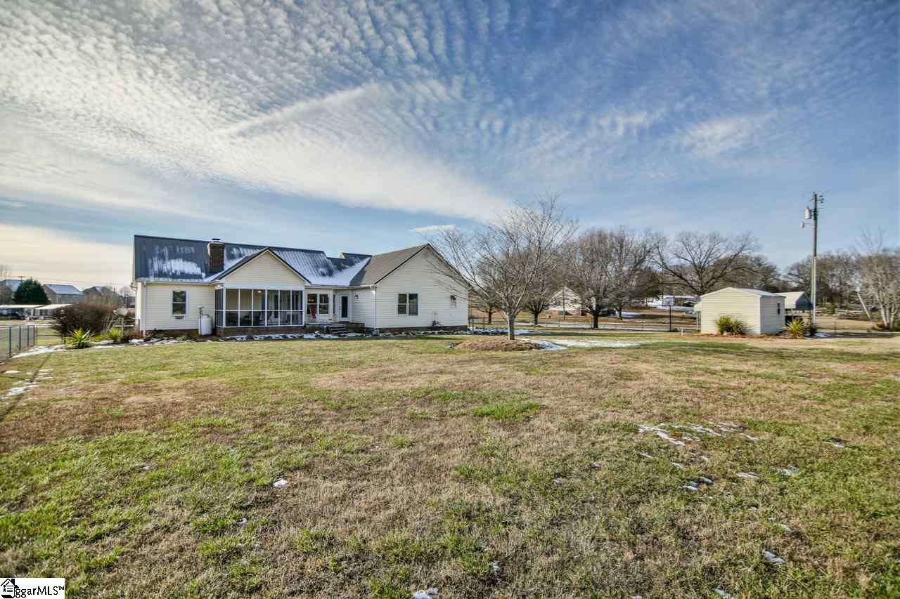 104 Parker Slatton Road Simpsonville, SC 29681 - Photo 3 of 29 Gallery Image 3