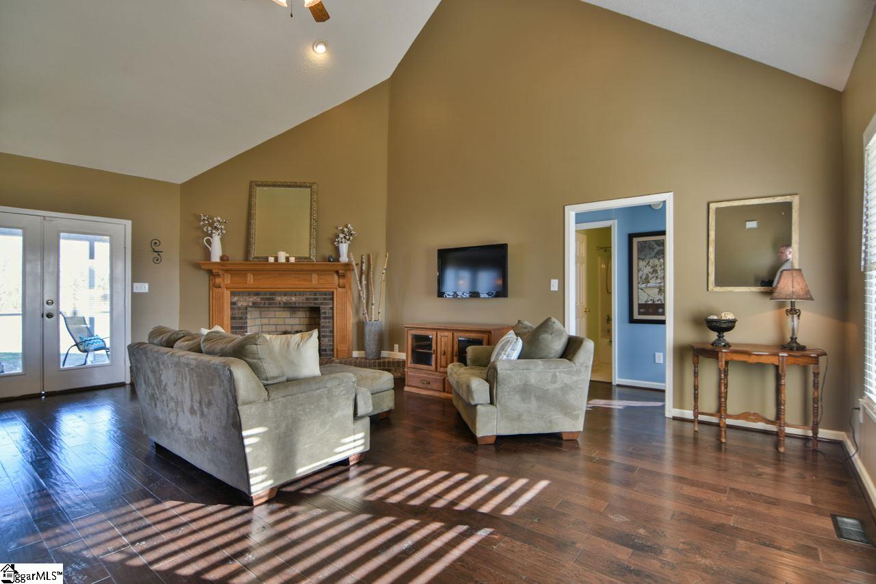 104 Parker Slatton Road Simpsonville, SC 29681 - Photo 4 of 29 Gallery Image 4