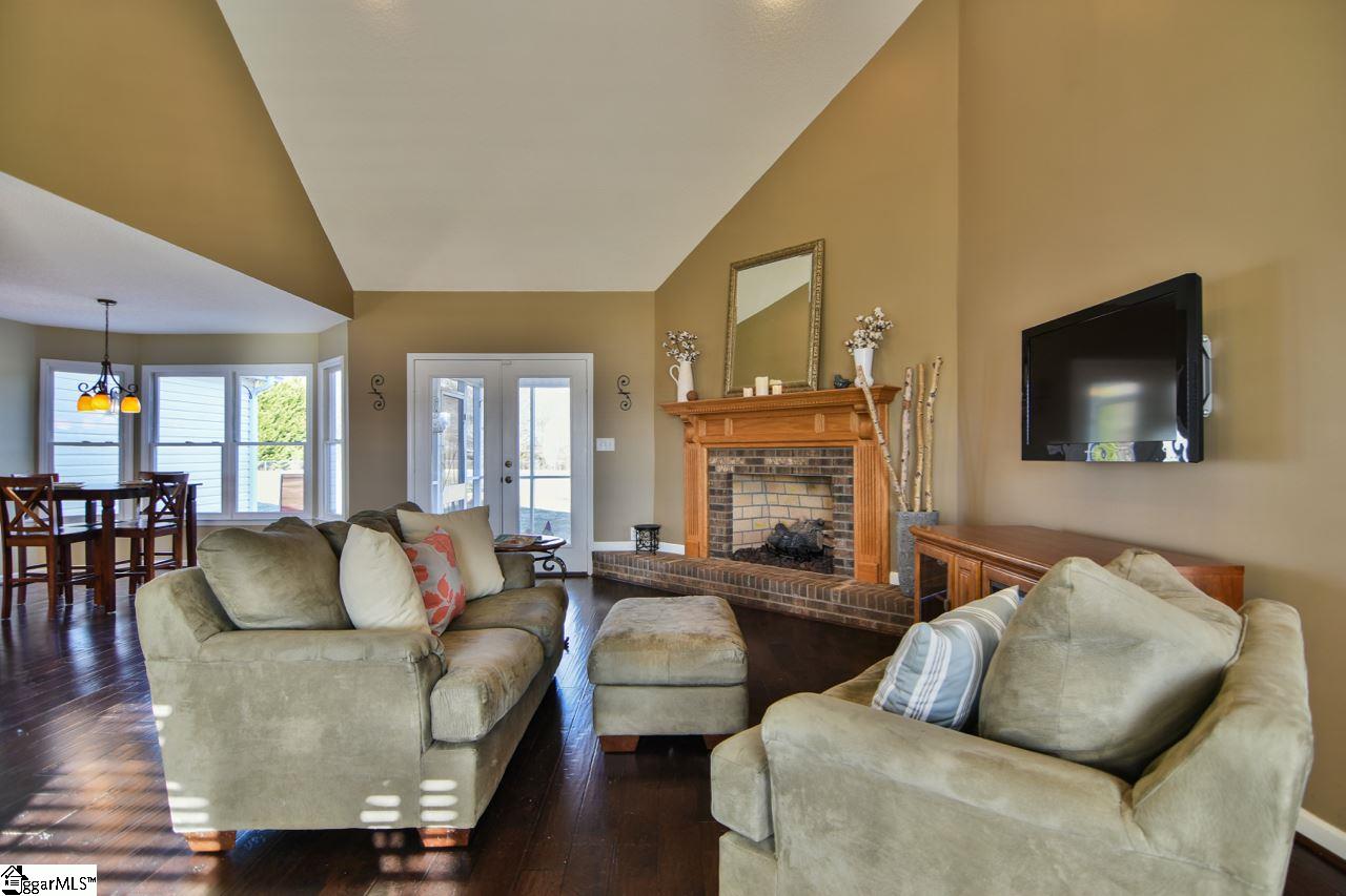 104 Parker Slatton Road Simpsonville, SC 29681 - Photo 5 of 29 Gallery Image 5