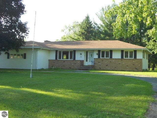 4696 West Jackson Road Alma, MI 48801 - Photo 25 of 26 1787456-24.JPG