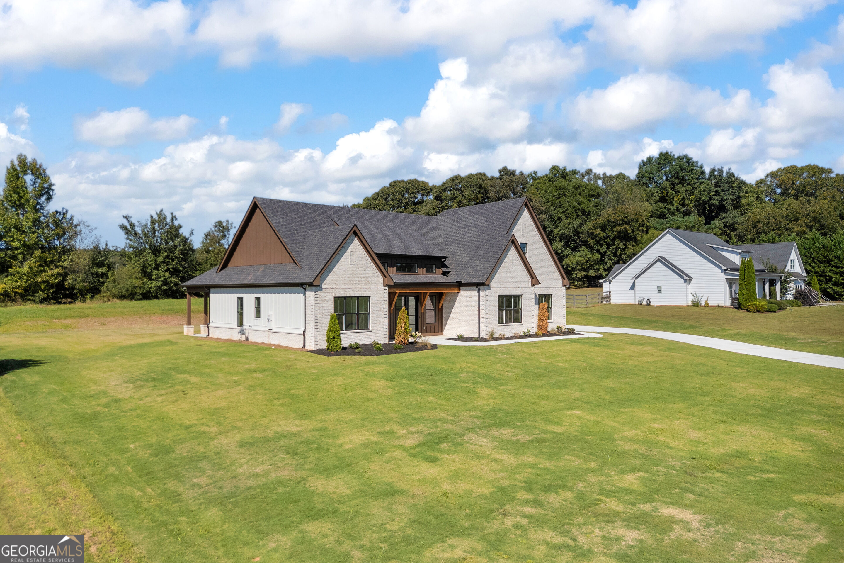 5340 Noah Road Cumming, GA 30041 - Photo 2 of 68 Gallery Image 2