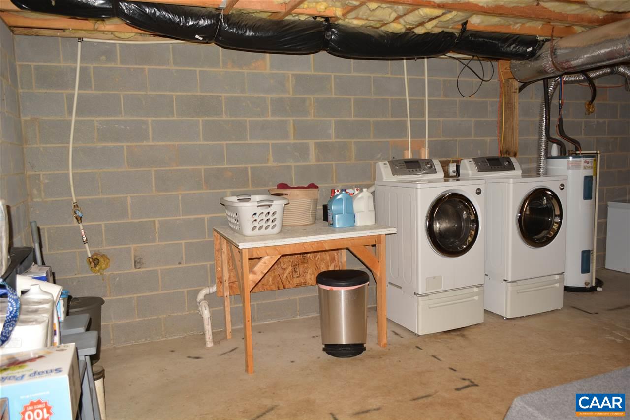 1 Riverside Drive Palmyra, VA 22963 - Photo 20 of 26 a utility room with dryer and washer