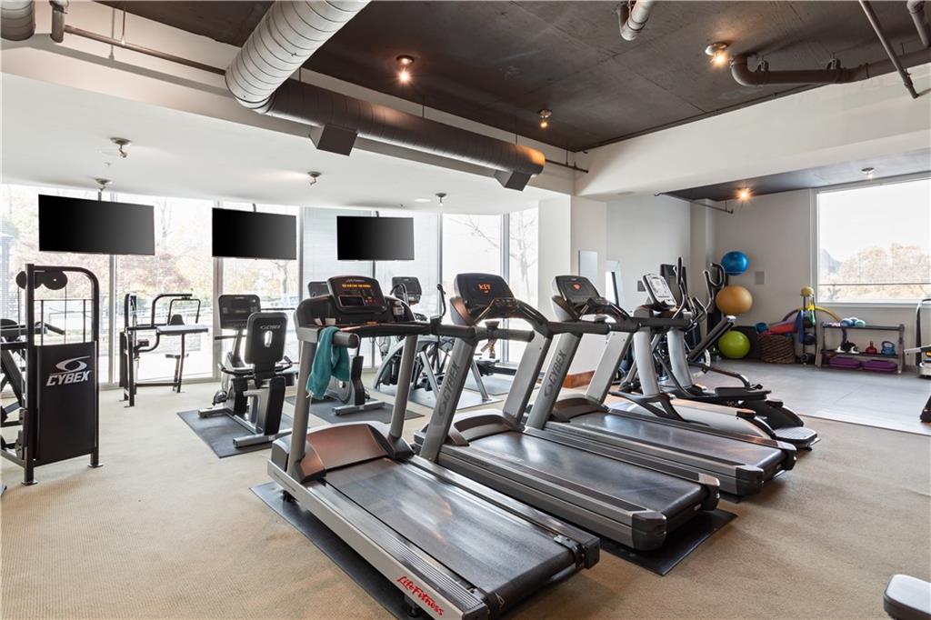 3300 Windy Ridge Parkway Southeast, Unit 713 Atlanta, GA 30339 - Photo 25 of 35 a view of a room with gym equipment