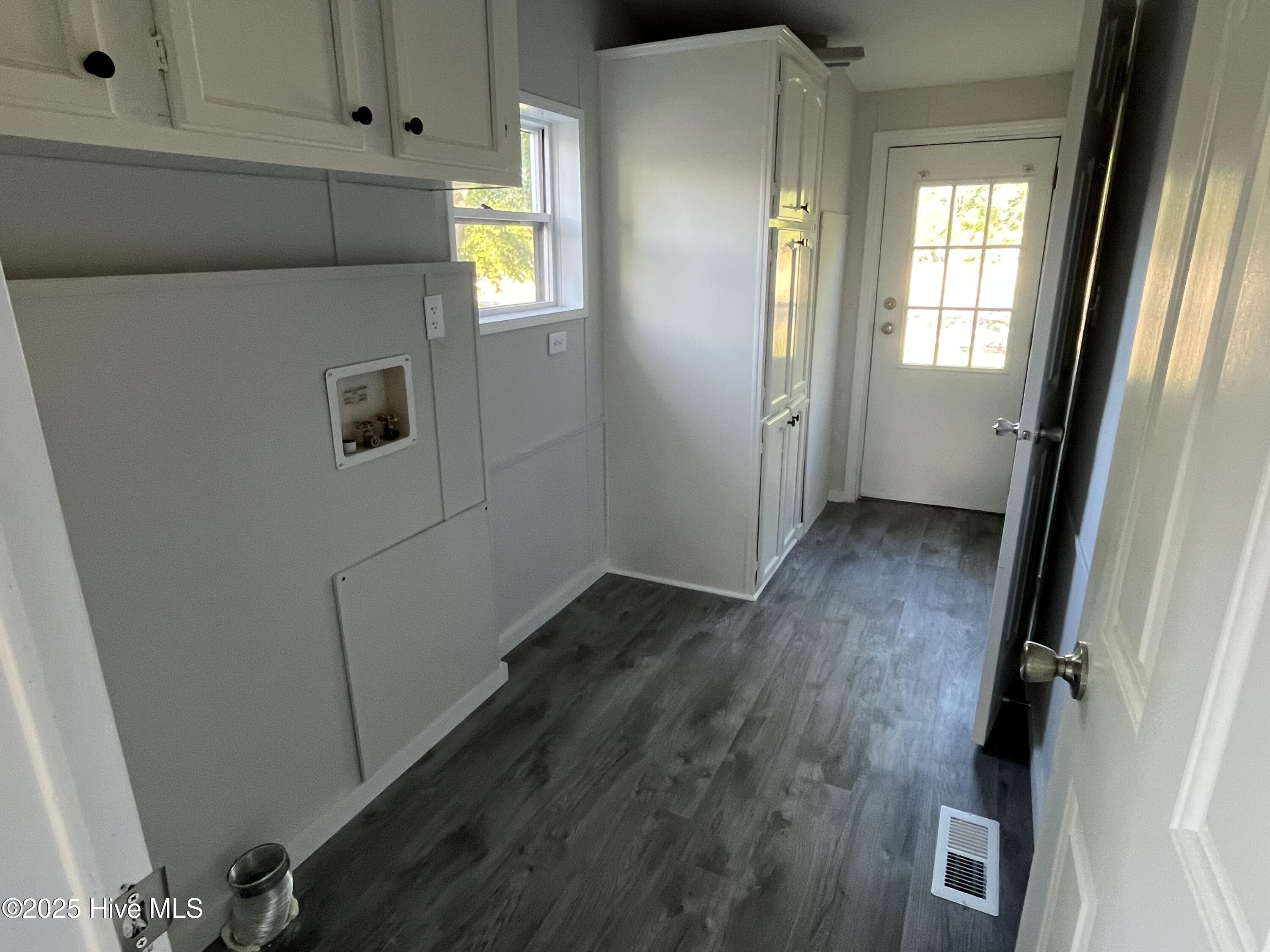 202 Susans Drive Hampstead, NC 28443 - Photo 11 of 18 Utility Area - Washer/Dryer