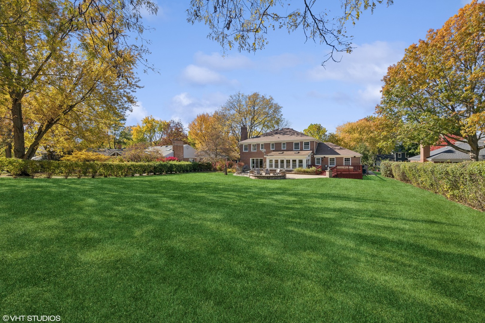 255 Cold Spring Road Barrington, IL 60010 - Photo 43 of 47 a view of a volley ball court