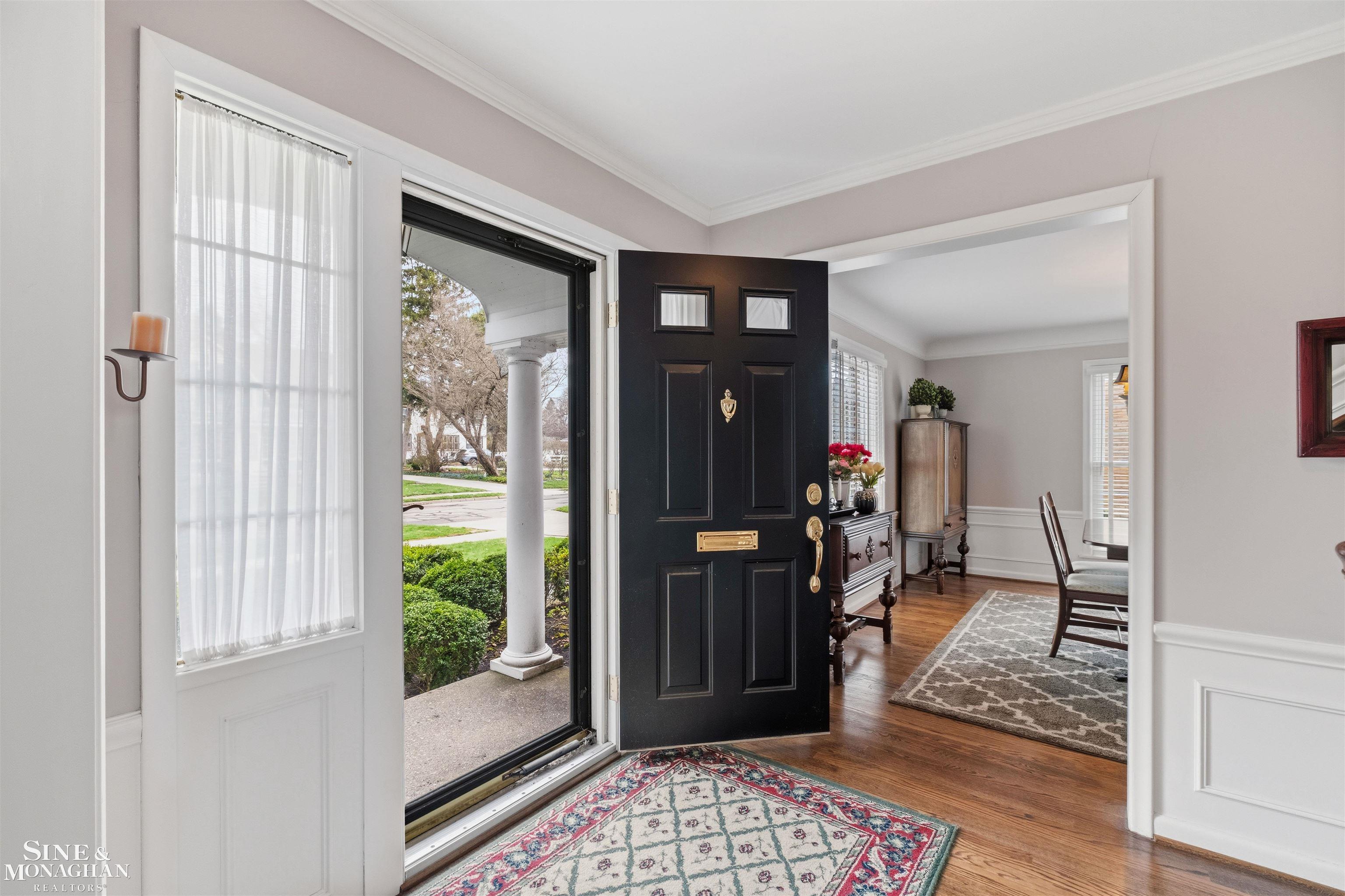 171 Moran Road Grosse Pointe Farms, MI 48236 - Photo 4 of 58