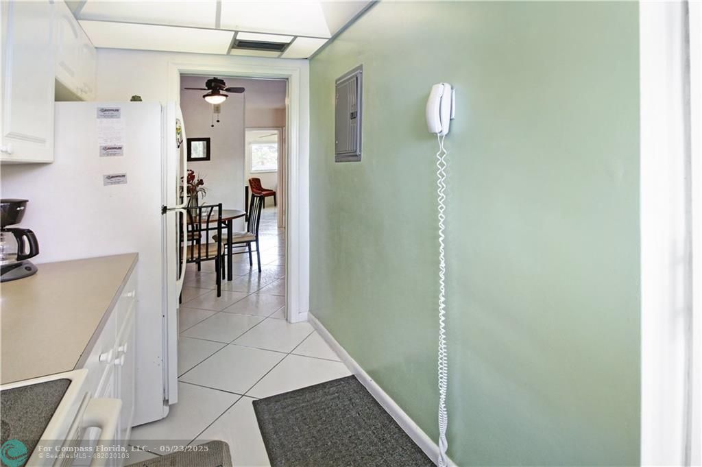 2100 Northeast 38th Street, Unit 222 Lighthouse Point, FL 33064 - Photo 14 of 21