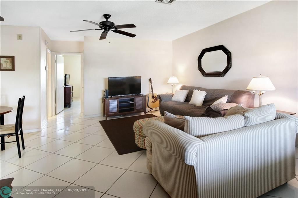 2100 Northeast 38th Street, Unit 222 Lighthouse Point, FL 33064 - Photo 6 of 21