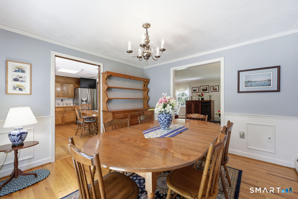 1451 Neipsic Road Glastonbury, CT 06033 - Photo 9 of 37