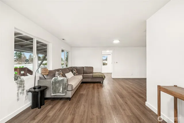 $449,950 | 17403 Spanaway Lane East, Spanaway, WA 98387