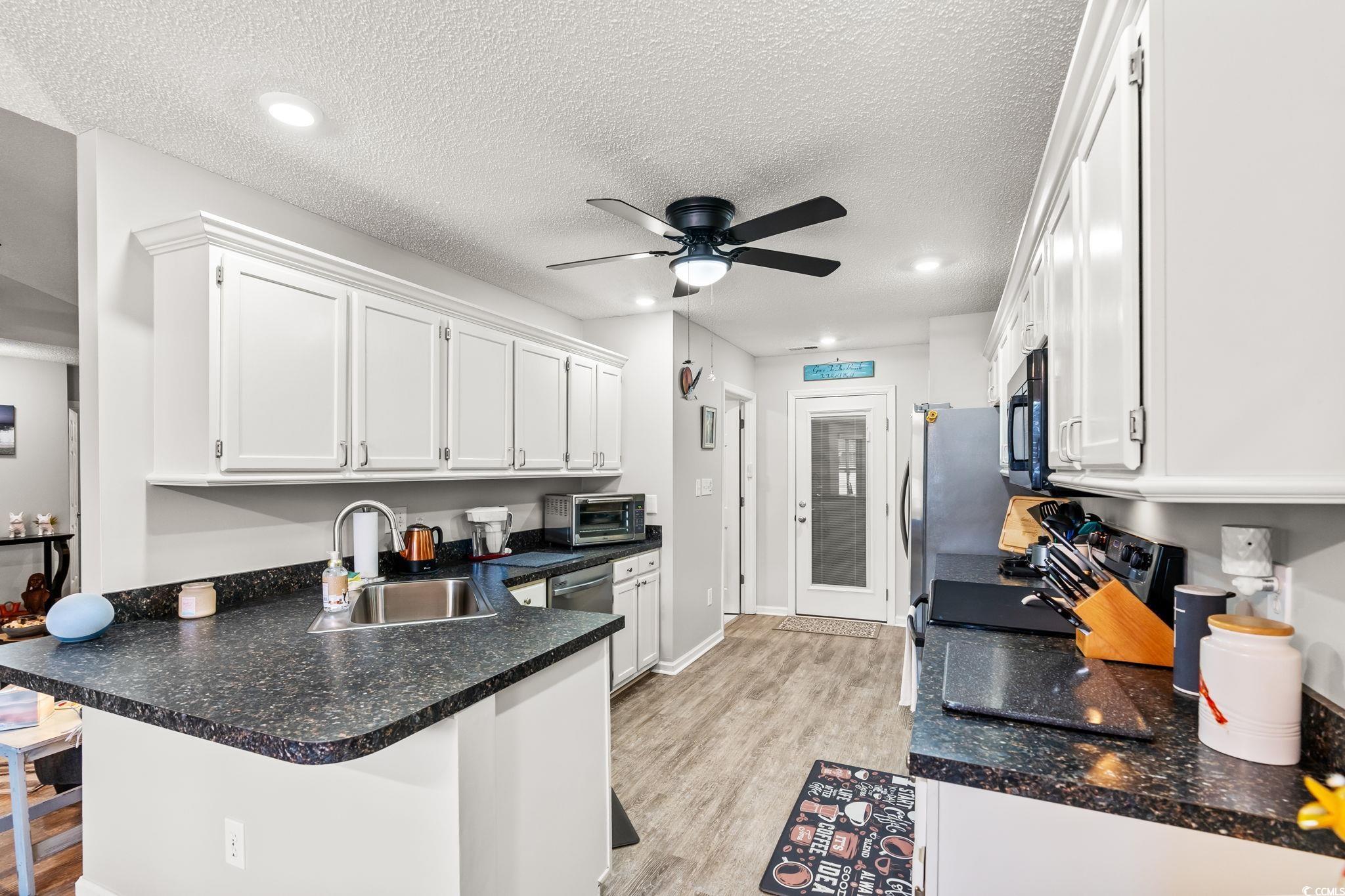 127 Coachman Lane Surfside Beach, SC 29575 - Photo 8 of 33 Gallery Image 8