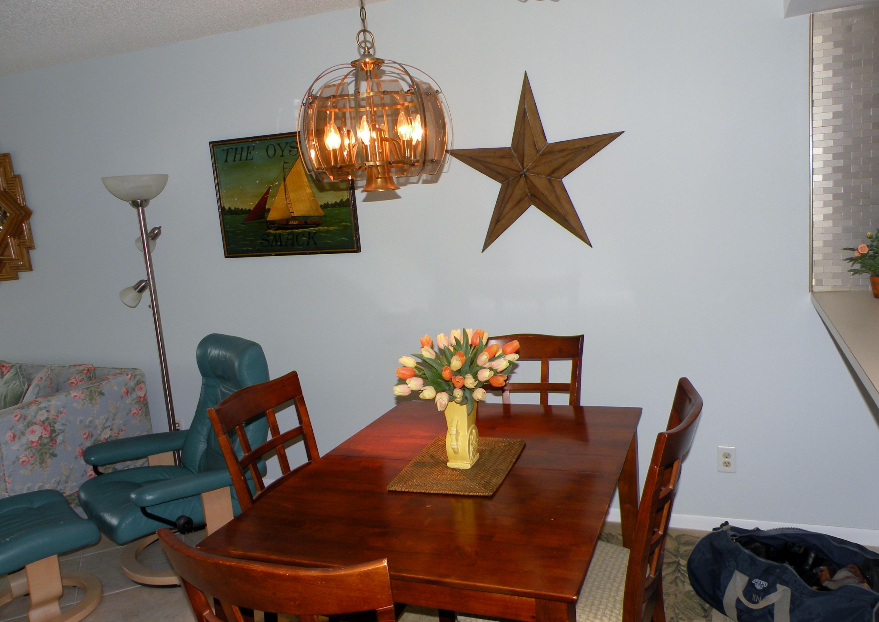 1950 Southwest Palm City Road, Unit 6308 Stuart, FL 34994 - Photo 4 of 18 DINING ROOM