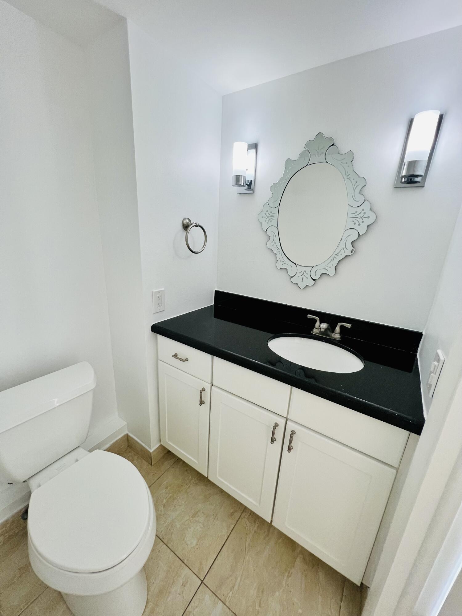 8425 Casa Del Lago Boca Raton, FL 33433 - Photo 10 of 43 IMG_2753