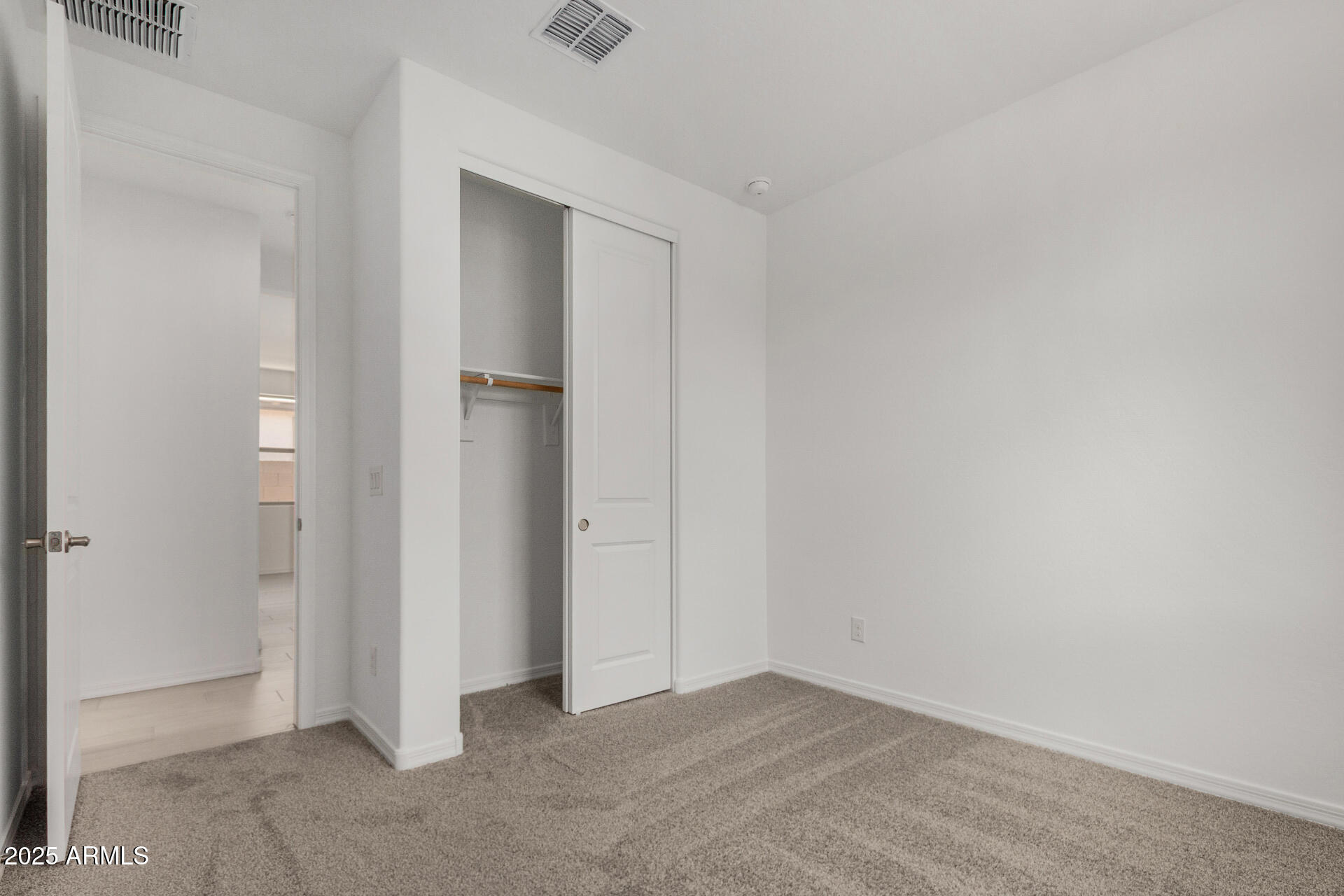 18474 East Dario Road Gold Canyon, AZ 85118 - Photo 10 of 36 an empty room with closet