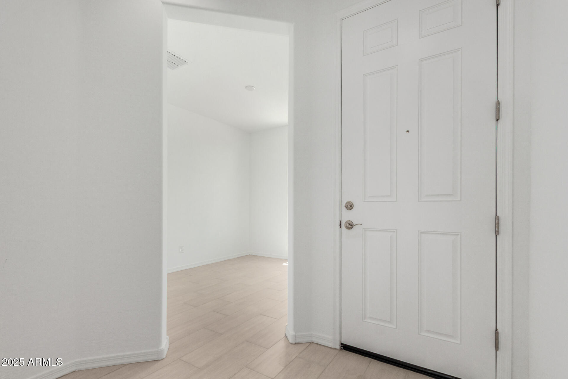 18474 East Dario Road Gold Canyon, AZ 85118 - Photo 12 of 36 a view of a hallway