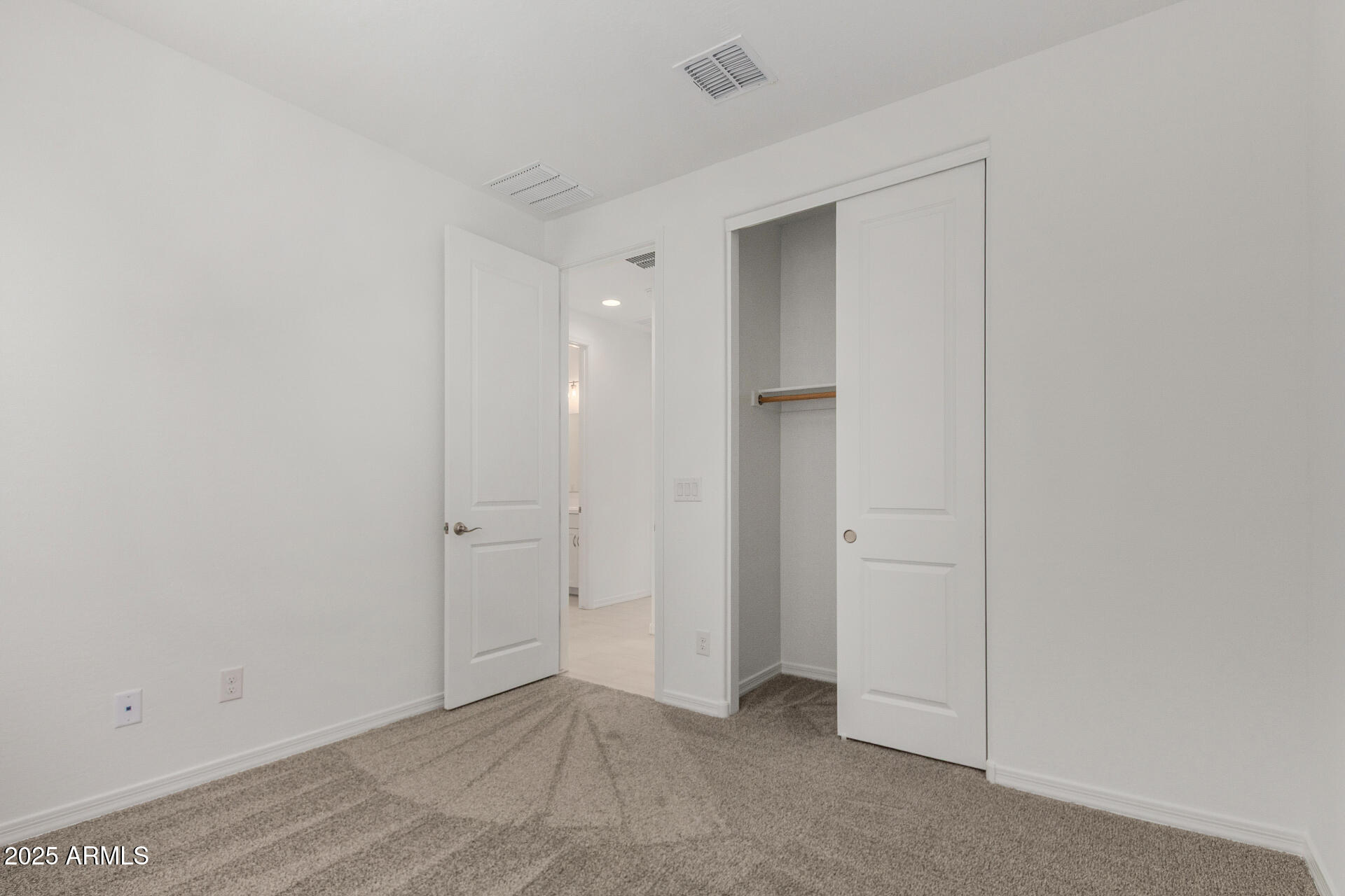 18474 East Dario Road Gold Canyon, AZ 85118 - Photo 19 of 36 a view of an empty room