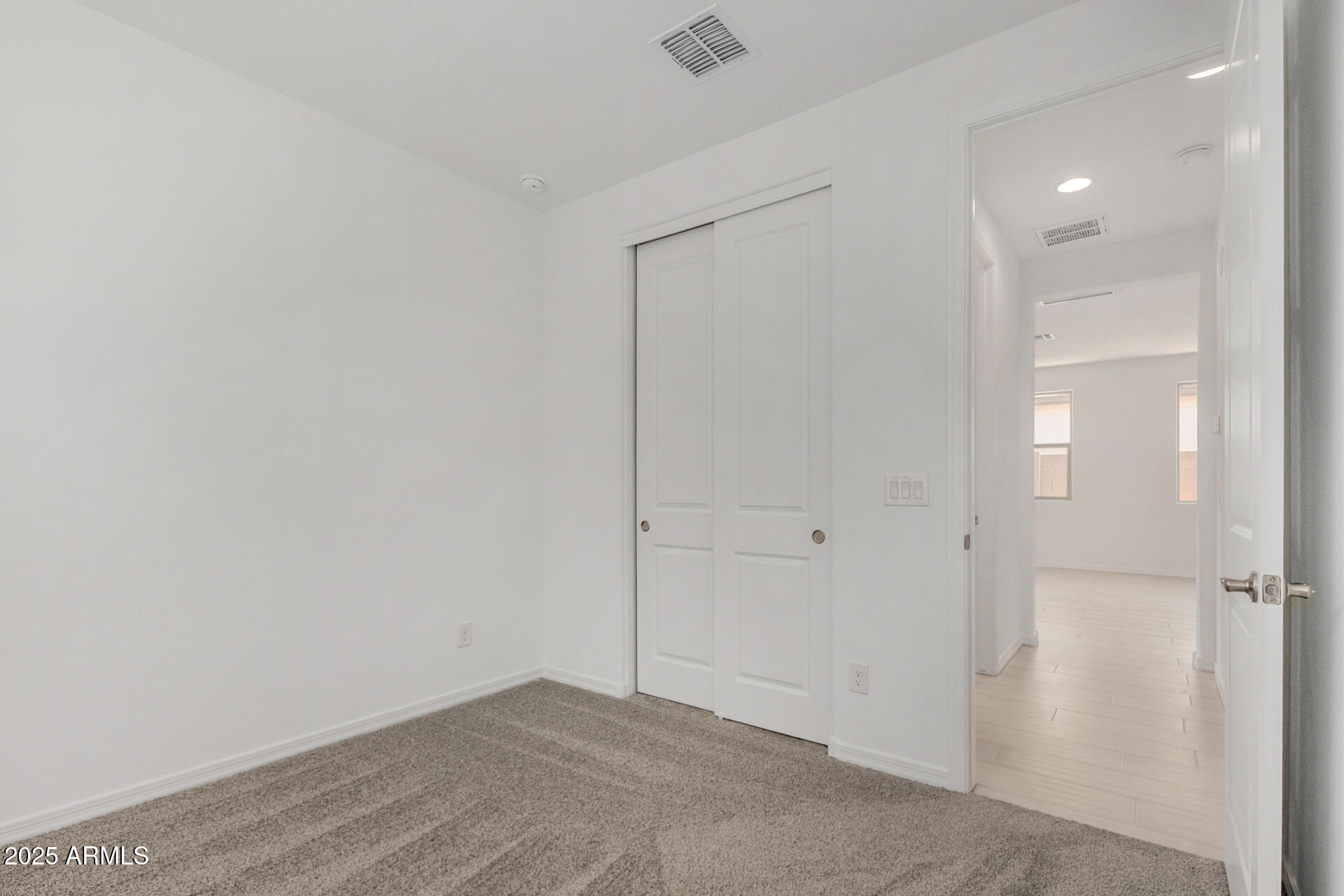 18474 East Dario Road Gold Canyon, AZ 85118 - Photo 21 of 36 a view of an empty room