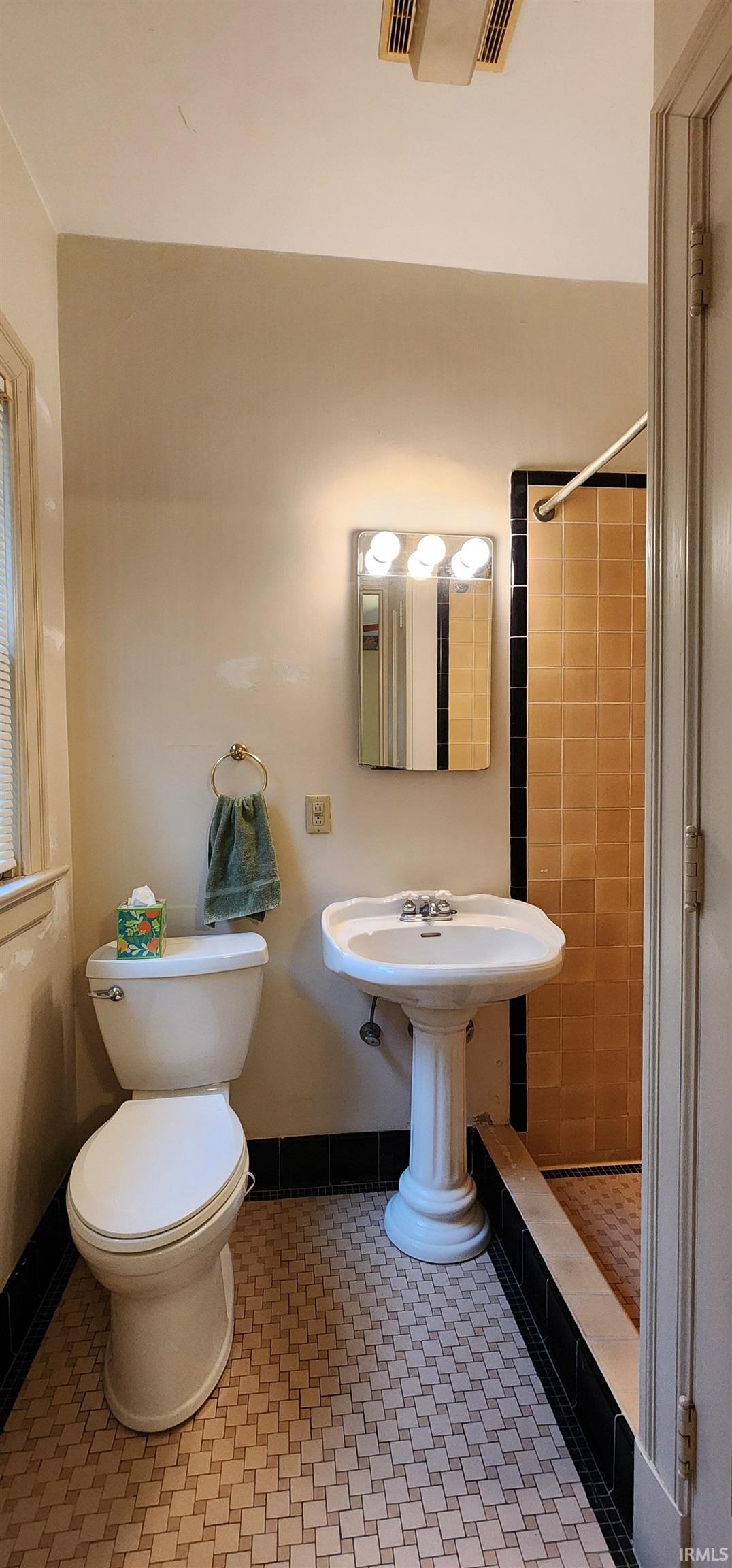 13 West Hefron Street Washington, IN 47501 - Photo 19 of 29