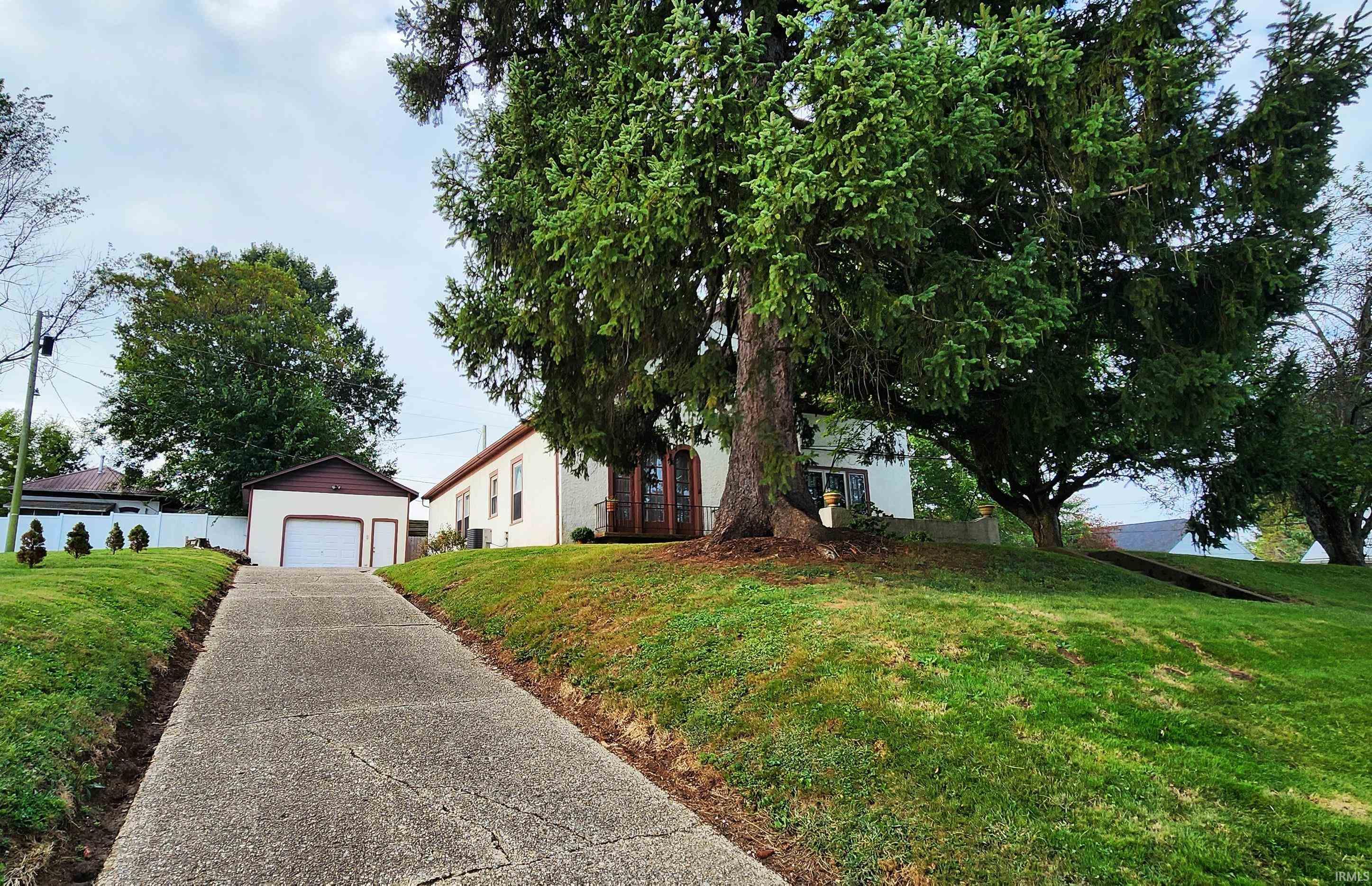 13 West Hefron Street Washington, IN 47501 - Photo 25 of 29