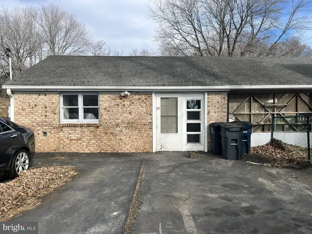 $1,700 | 301 Bryan Point Road, Unit B, Accokeek, MD 20607