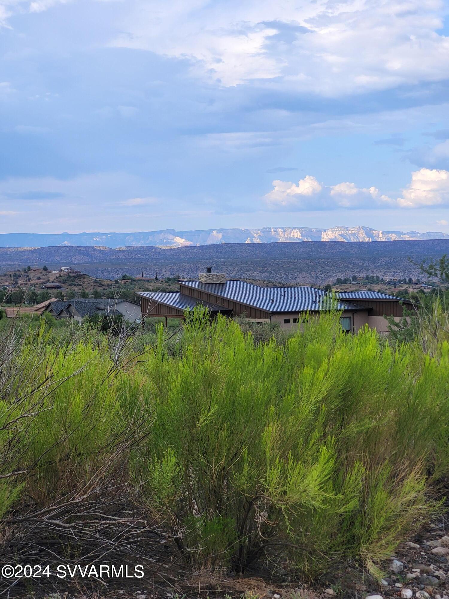 641 Pine Ridge Road, Unit 159 Clarkdale, AZ 86324 - Photo 26 of 50 Side view