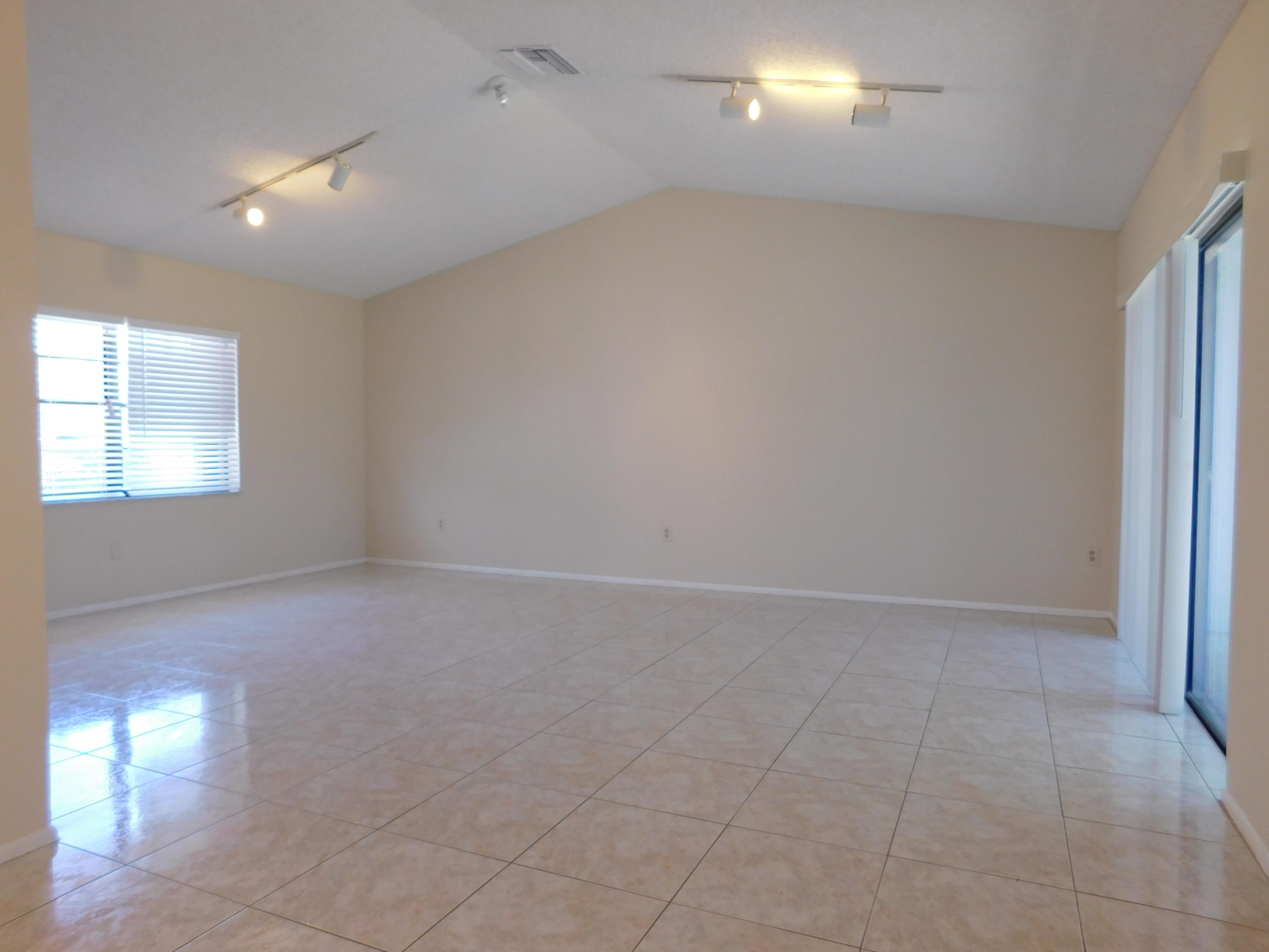 9175 Southwest 20th Street, Unit A Boca Raton, FL 33428 - Photo 3 of 23 LIVING RM