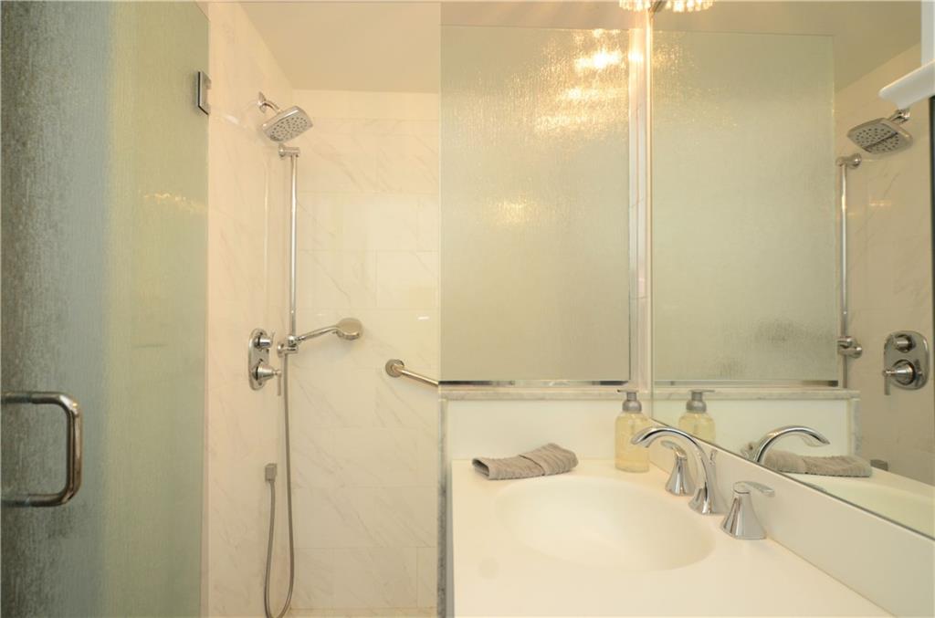 146 Shafer Road Coraopolis, PA 15108 - Photo 15 of 25 Master bath with marble shower.