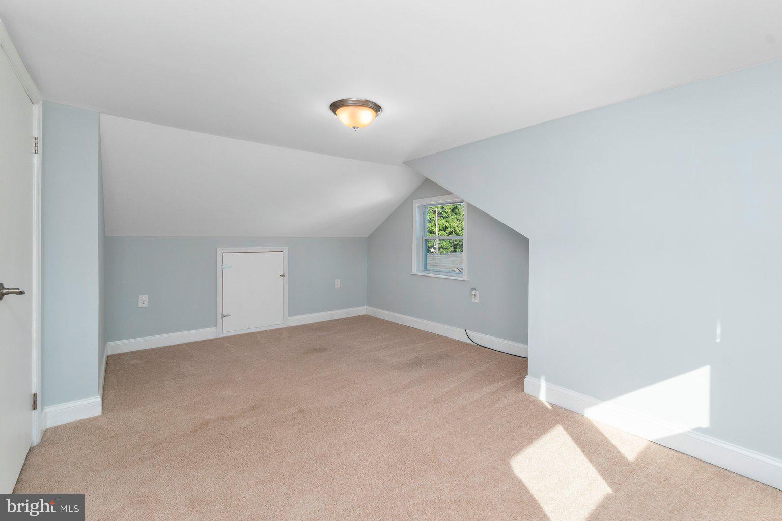 218 Ashwood Road Baltimore, MD 21222 - Photo 22 of 33 Upper Level Bedroom