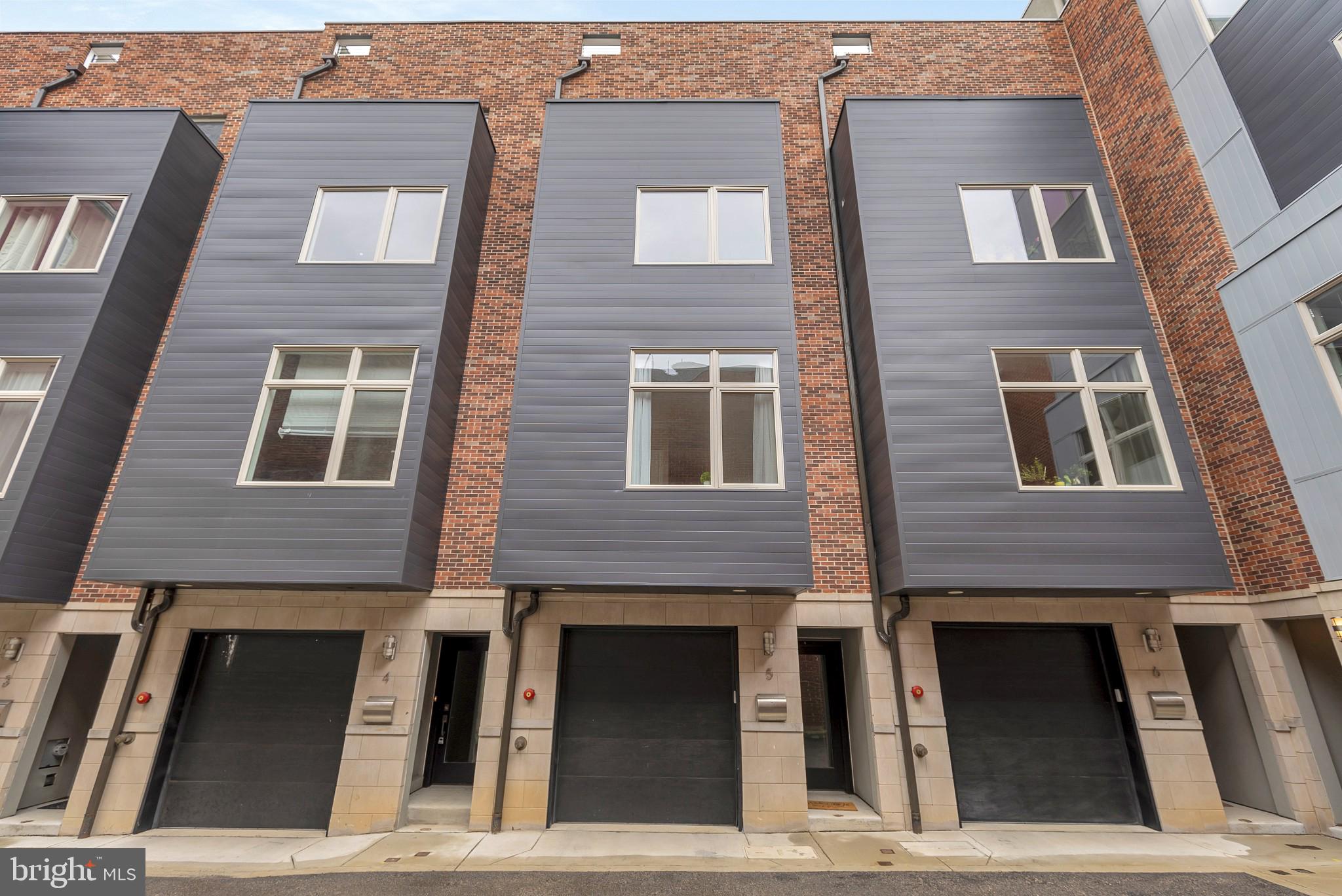 151 North 2nd Street, Unit 5 Philadelphia, PA 19106 - Photo 2 of 27