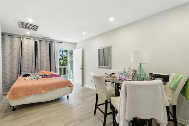 $899,900 | 304 1st Avenue North, Myrtle Beach, SC 29577