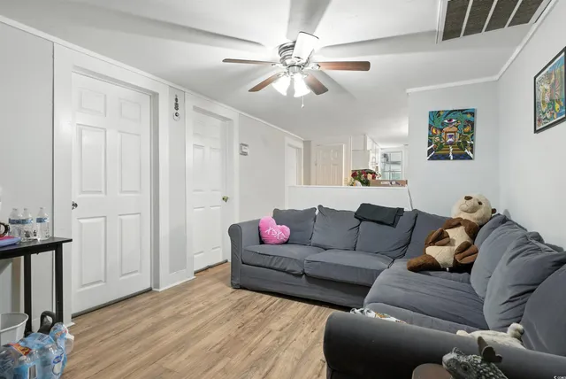 $899,900 | 304 1st Avenue North, Myrtle Beach, SC 29577