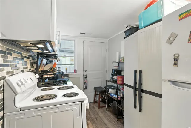 $899,900 | 304 1st Avenue North, Myrtle Beach, SC 29577