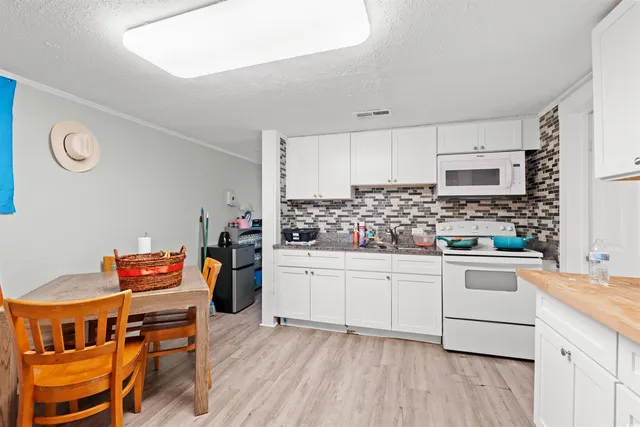 $899,900 | 304 1st Avenue North, Myrtle Beach, SC 29577